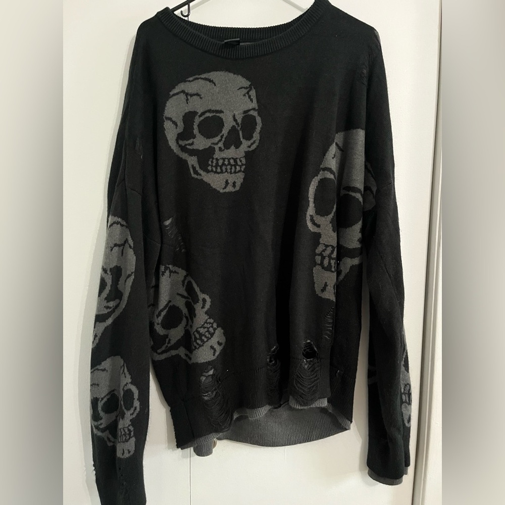 Hot Topic distressed skull sweater